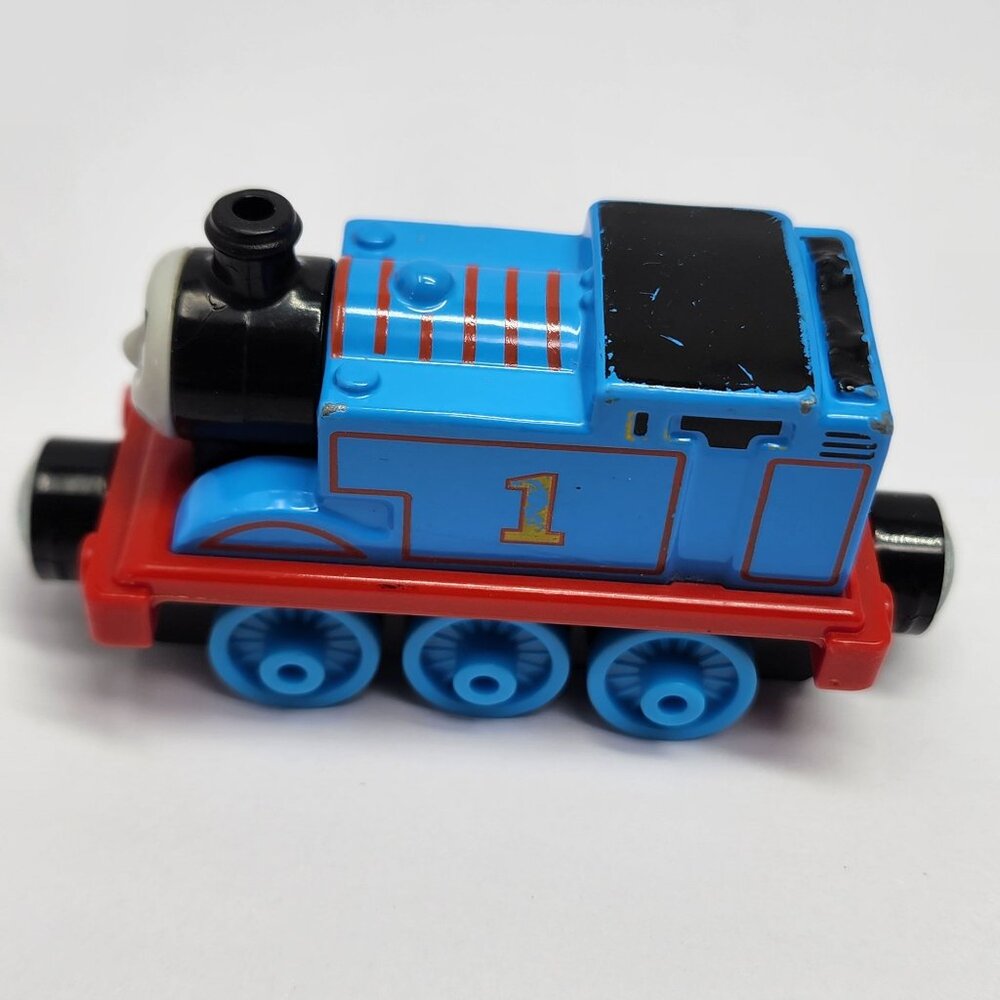 Thomas & Friends Thomas The Tank Engine & Percy Diecast Train Toys - Picture 5 of 10